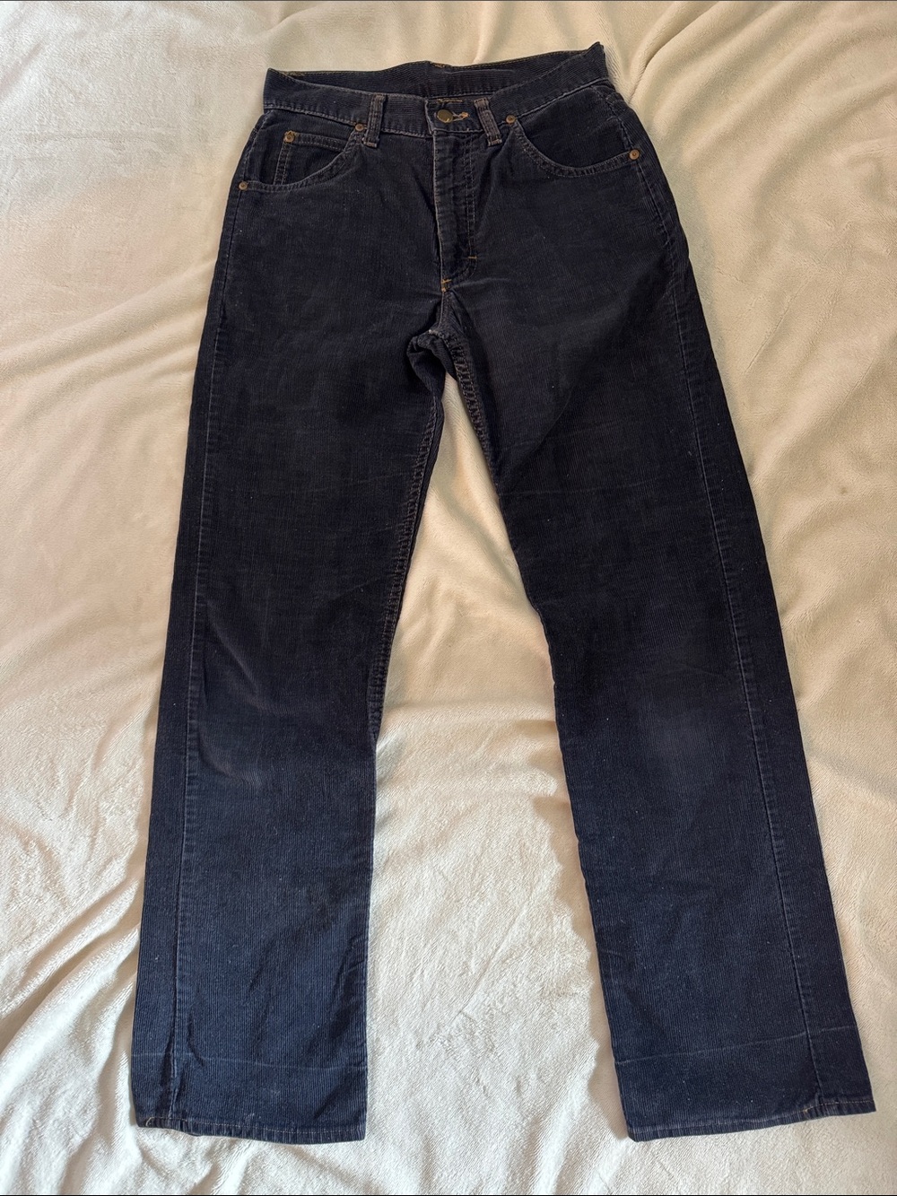 Vintage Lee Men's Navy Blue Corduroy Pants – Classic Straight Fit- 28” waist